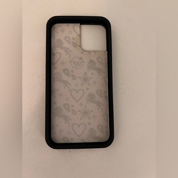 WILDFLOWER IPHONE 12/12 PRO PHONE CASE - Picture 3 of 4